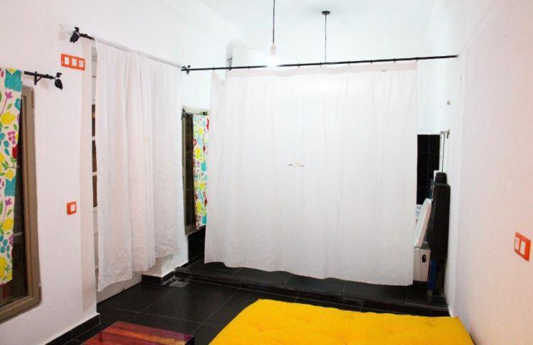 Hostal Valencia - Private Room With Bathroom Шефшауэн Экстерьер фото